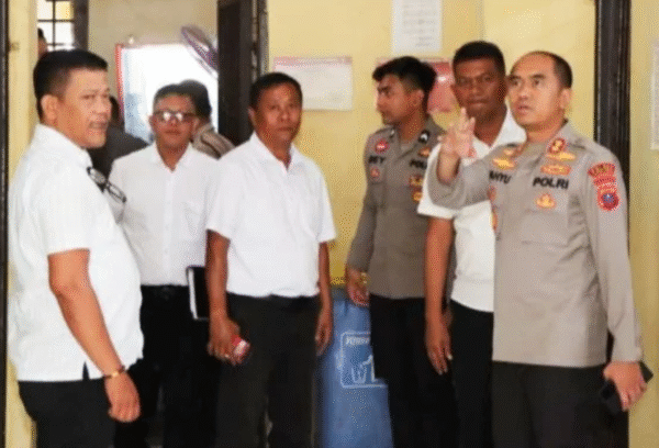 Tim dari Direktorat Tahanan dan Barang Bukti (Dit Tahti) Polda Sumatera Utara saat datang ke Polres Tapanuli Tengah