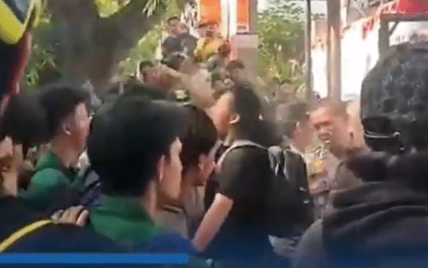 Demo Mahasiswa di Medan Ricuh, Tuntut Hapus Tunjangan Mewah DPR